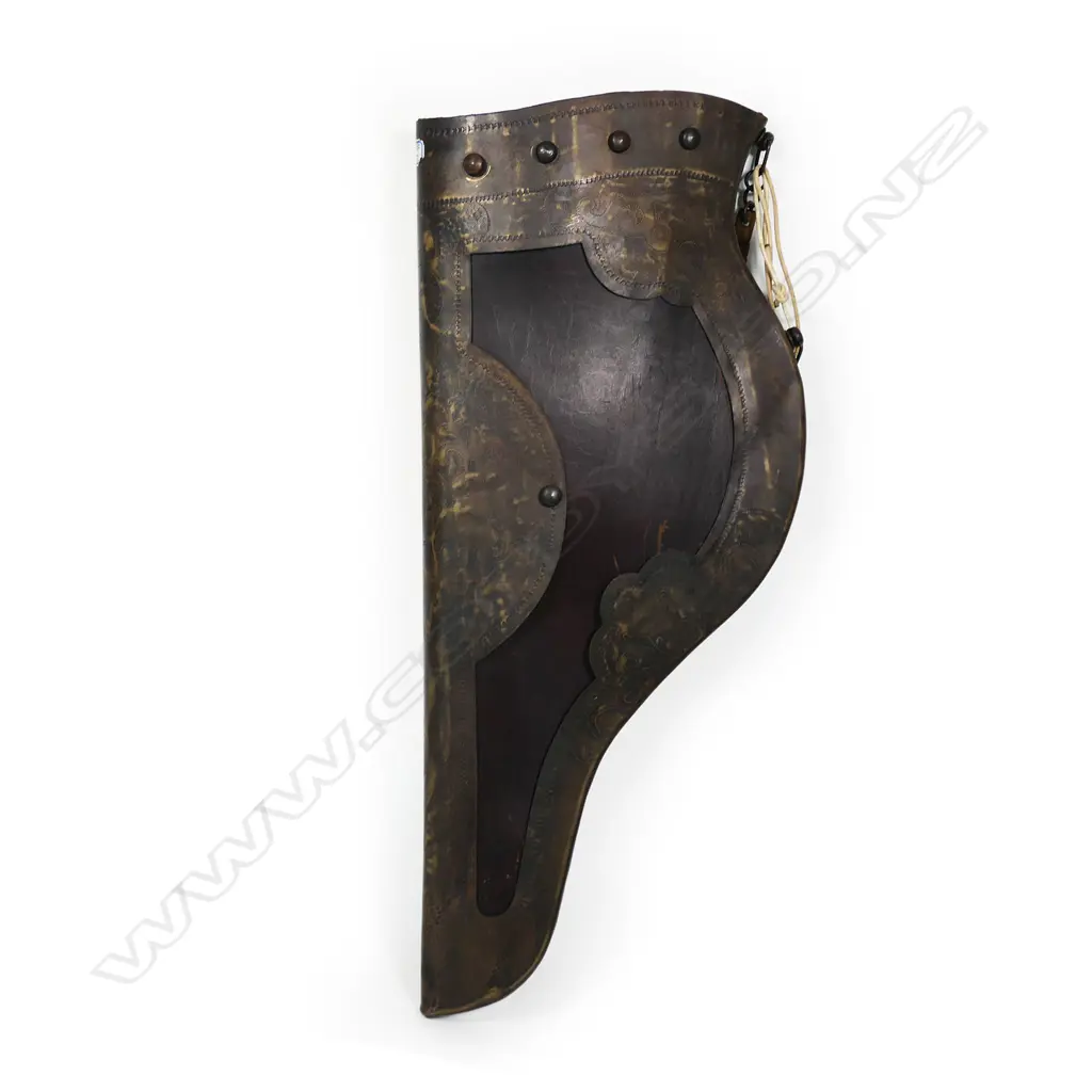 A Chinese/Mongolian Qing dynasty style leather and bronze bow case, Image 1++