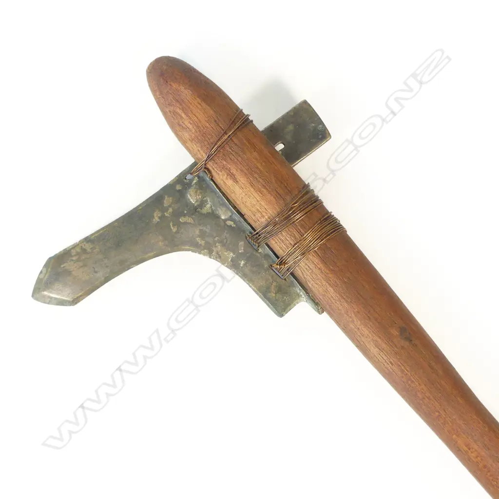 A Chinese Dagger Axe Blade, Warring States (BC 475-221) style, Image 1++