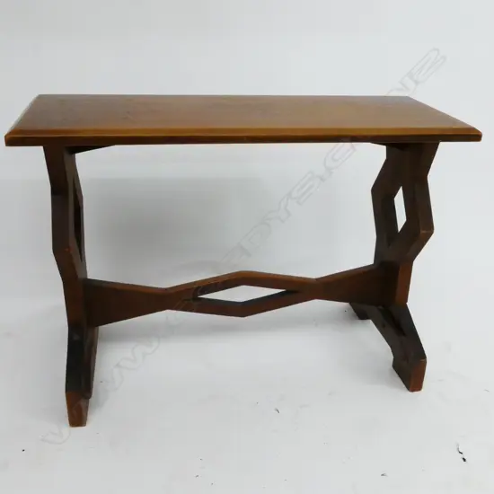 ARTS AND CRAFTS SIDE TABLE