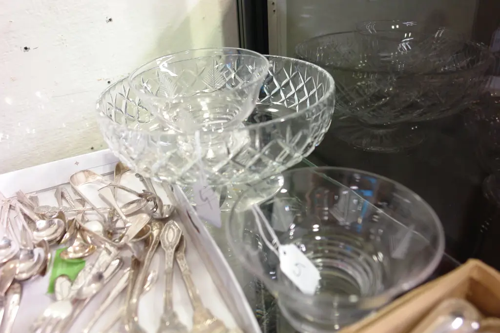 CORBETT CRYSTAL & 2 STUART CRYSTAL BOWLS Image 1++