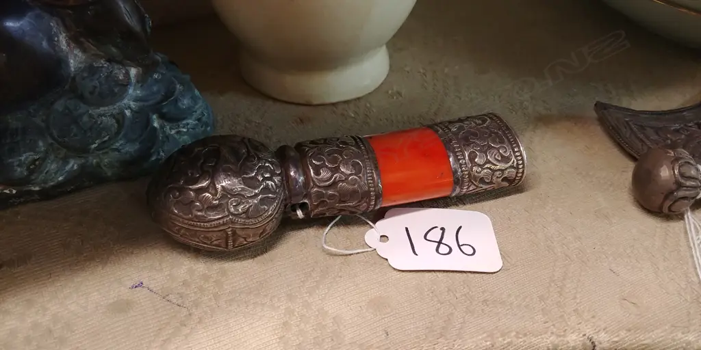TIBETAN PENDANT  Image 1++