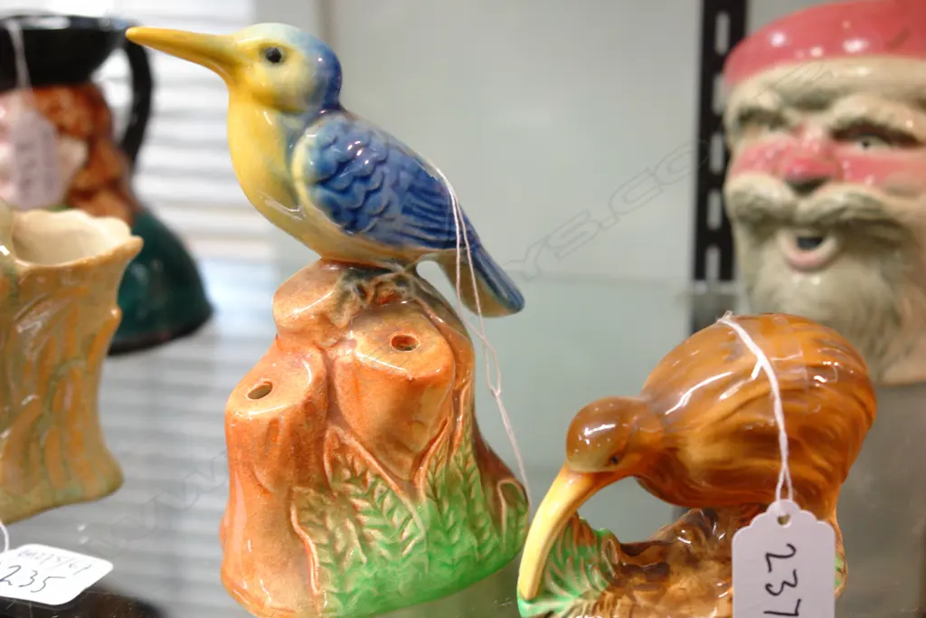 C.L. KINGFISHER & ?C.L. KIWI Image 1++