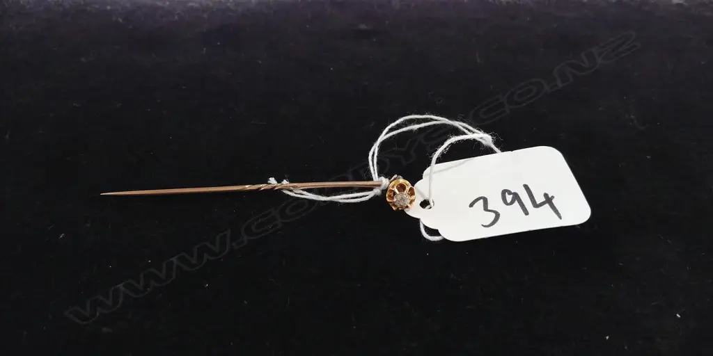 EDW GOLD & DIA. STICK PIN. VAL. $1168 Image 1++