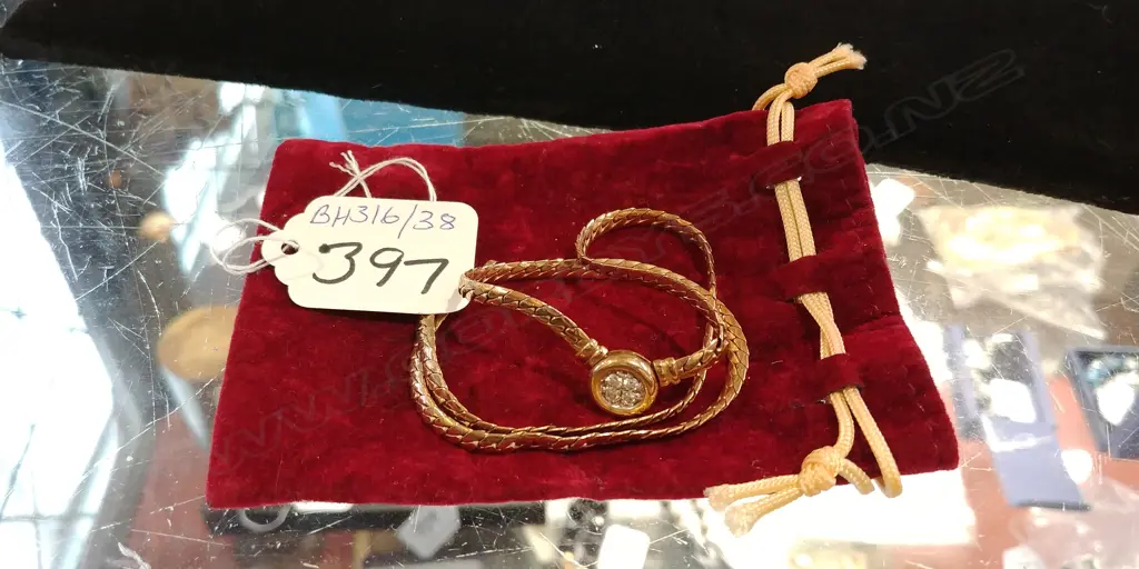 9CT GOLD AND DIAMOND NECKLACE 15.8gms Image 1++