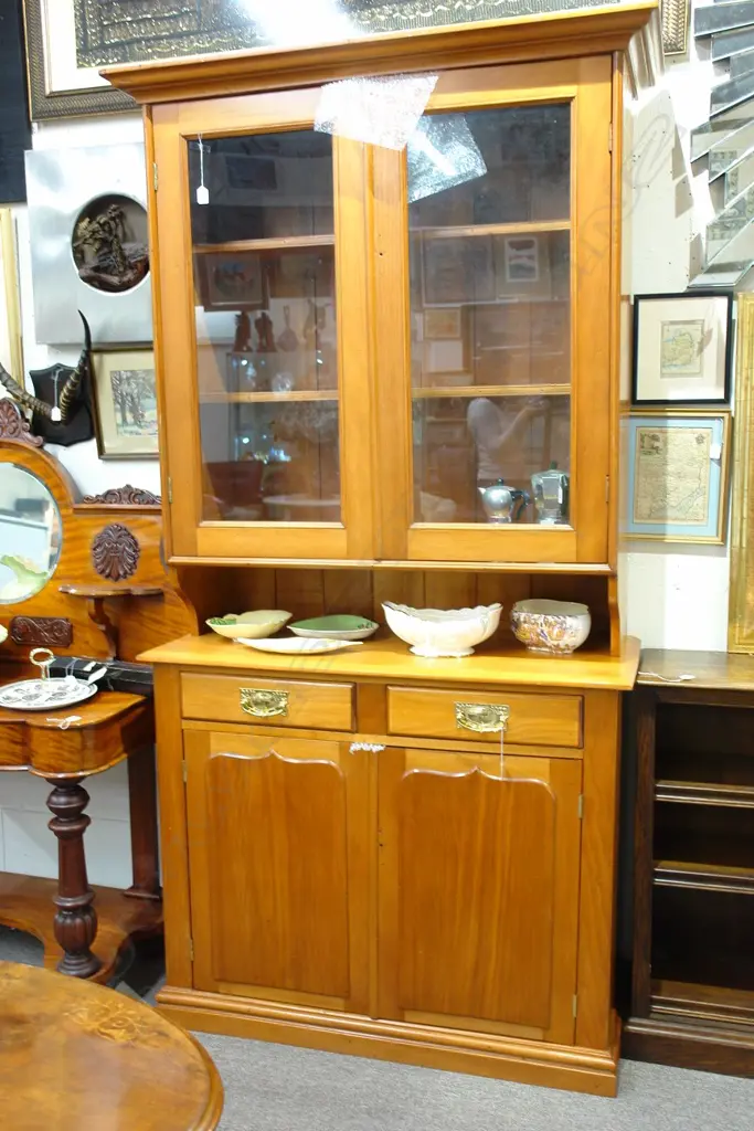 KAURI BOOKCASE CABINET Image 1++