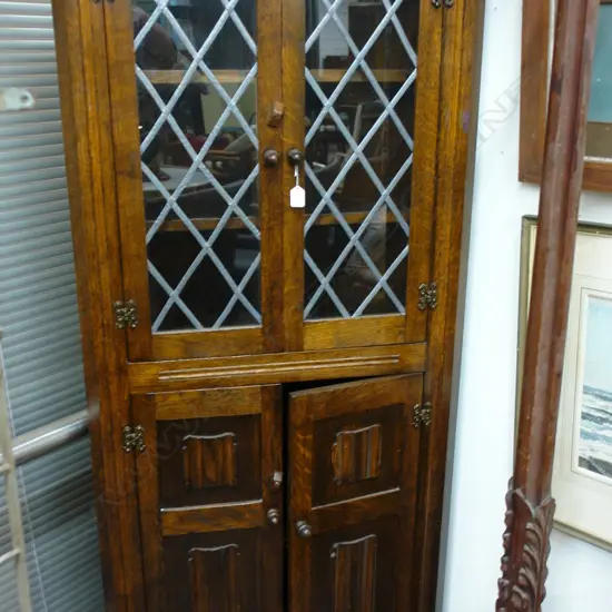 OAK GLAZED CORNER CABINET 