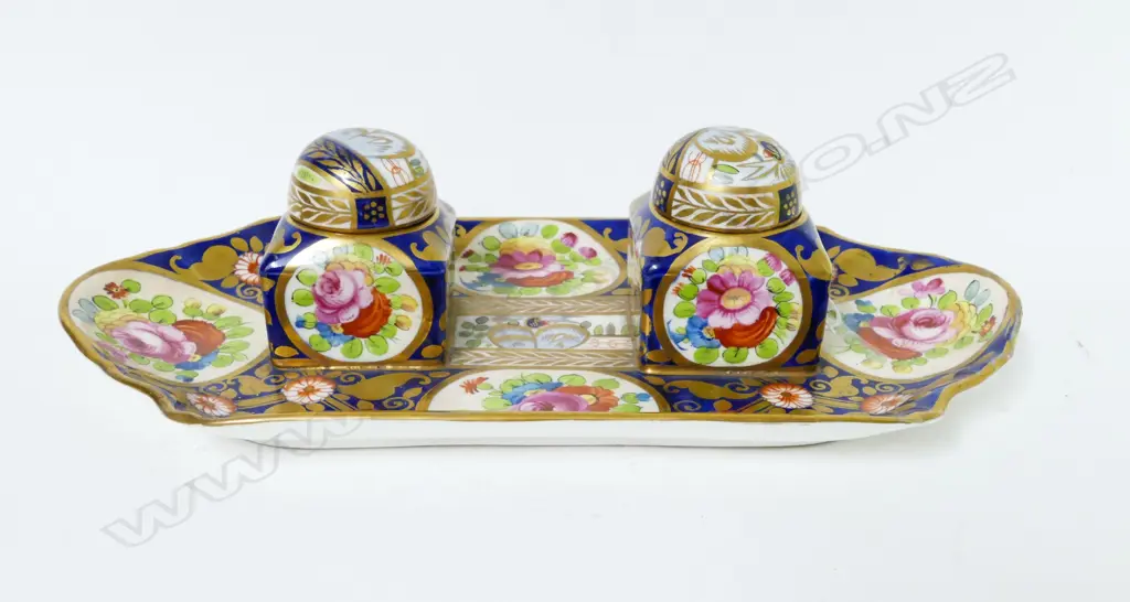 A Crown Staffordshire ink stand Image 1++