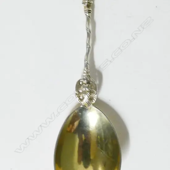 A Victorian cast silver apostle caddy spoon