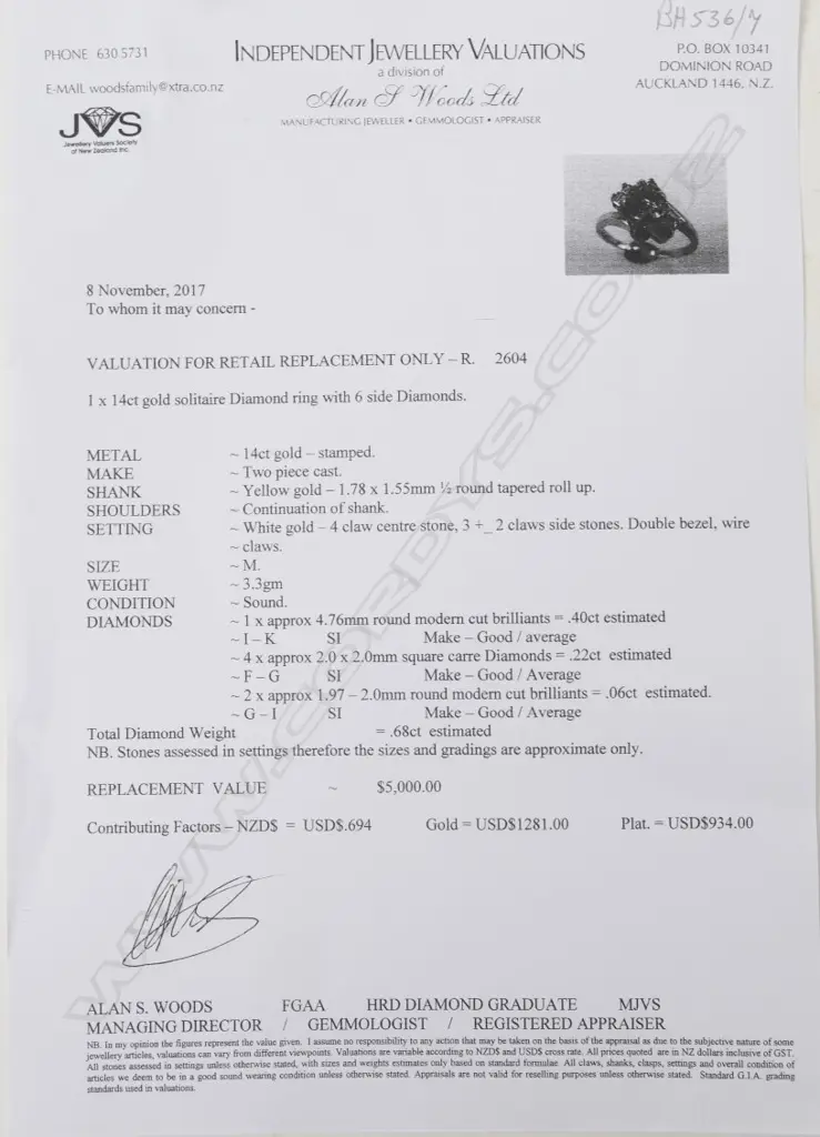 A 14ct. gold and diamond cluster ring Image 1++