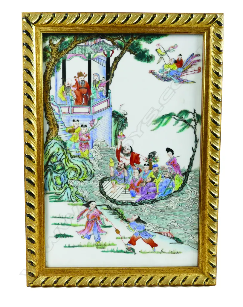 A Chinese famille rose porcelain plaque Image 1++