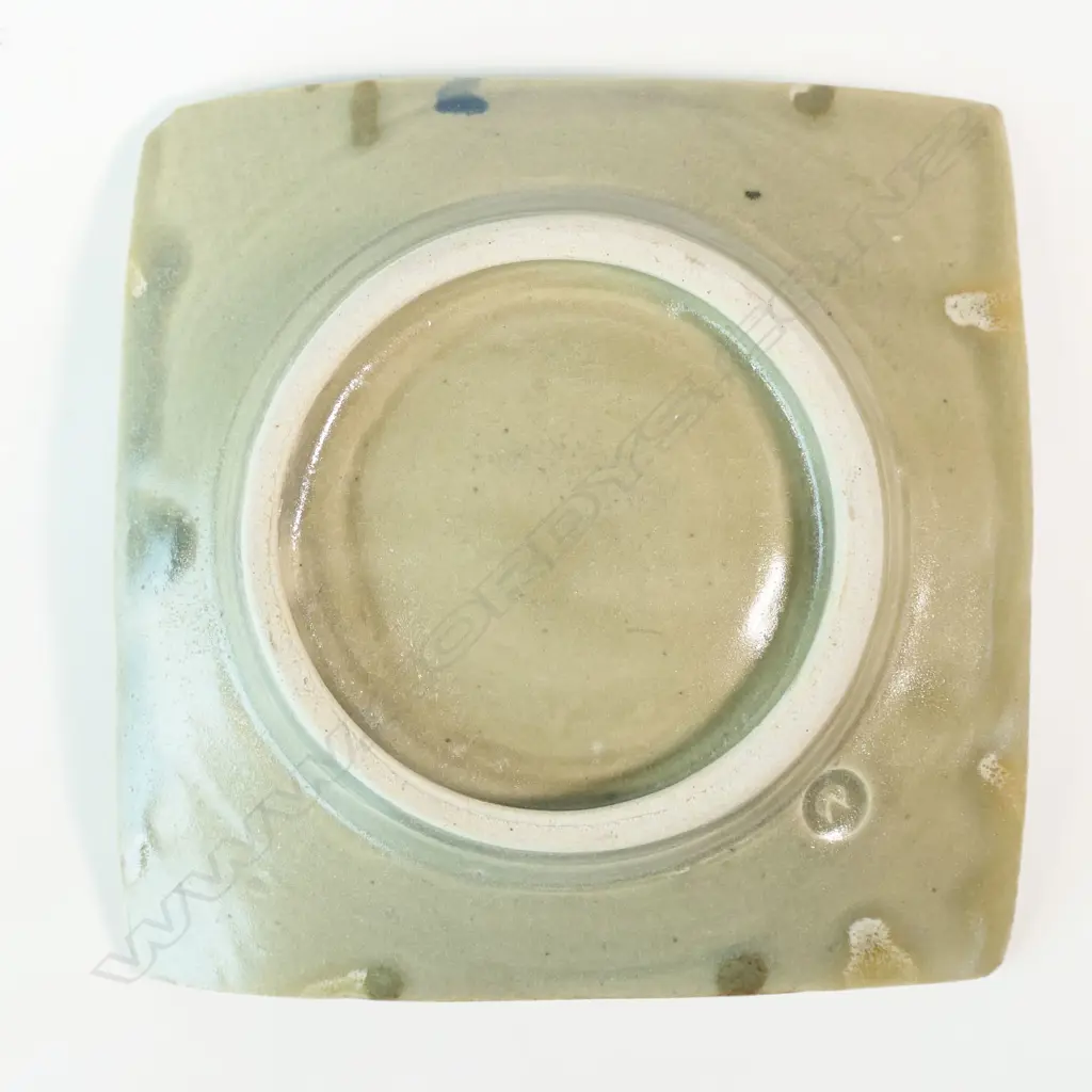 A Doreen Blumhardt (1914-2009) square flared small dish, Image 1++