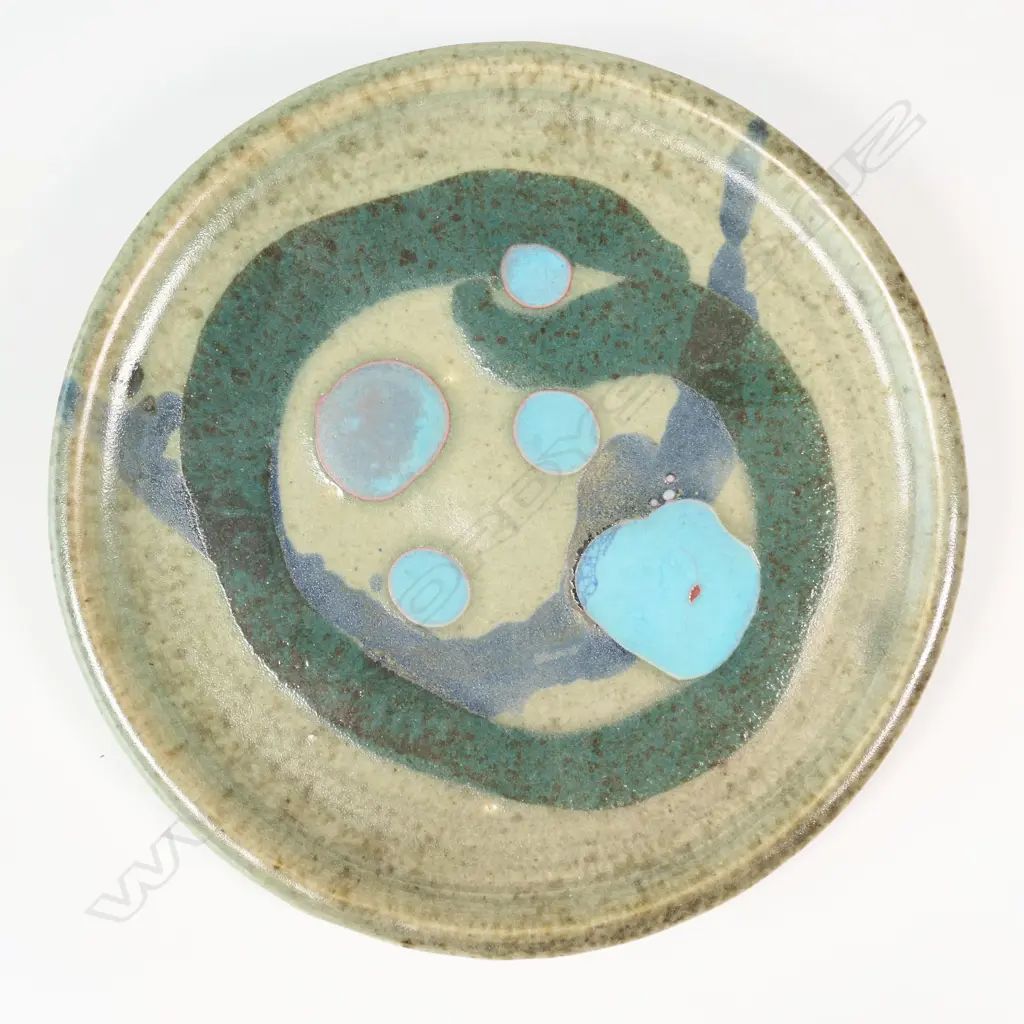 Doreen Blumhardt (1914-2009) circular dish, Image 1++