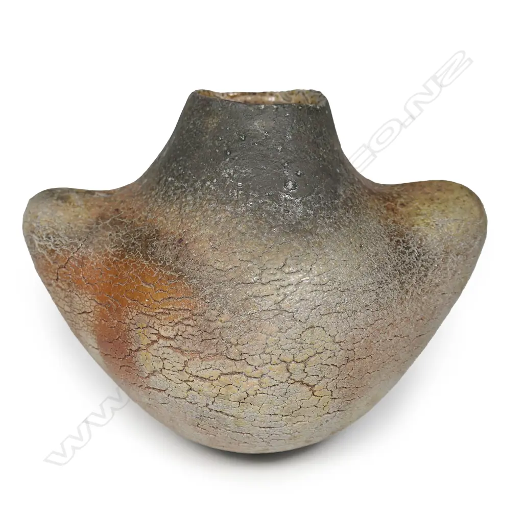 Theo Schoon and Len Castle stoneware vase in umber glaze with sea shell fuming (1999), Image 1++