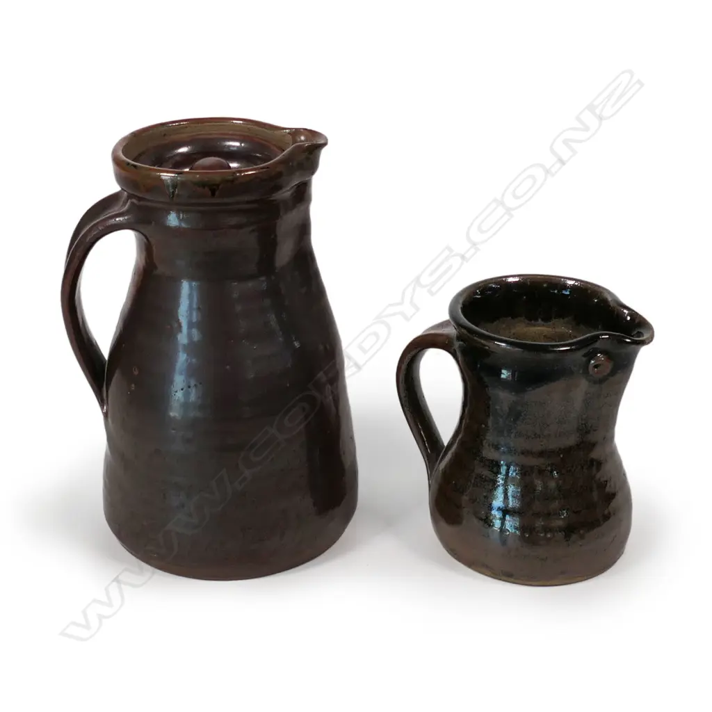 Two Barry Brickell (1935-2016)l stoneware jugs the tallest with a recessed lid, Image 1++