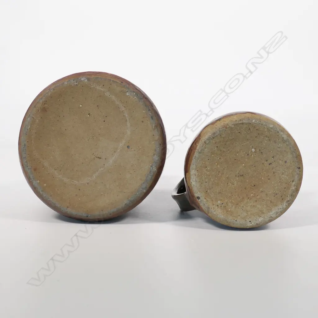 Two Barry Brickell (1935-2016)l stoneware jugs the tallest with a recessed lid, Image 1++