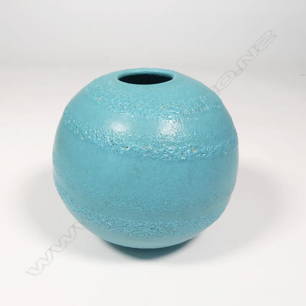 John Parker turquoise blue orb vase, Image 1++