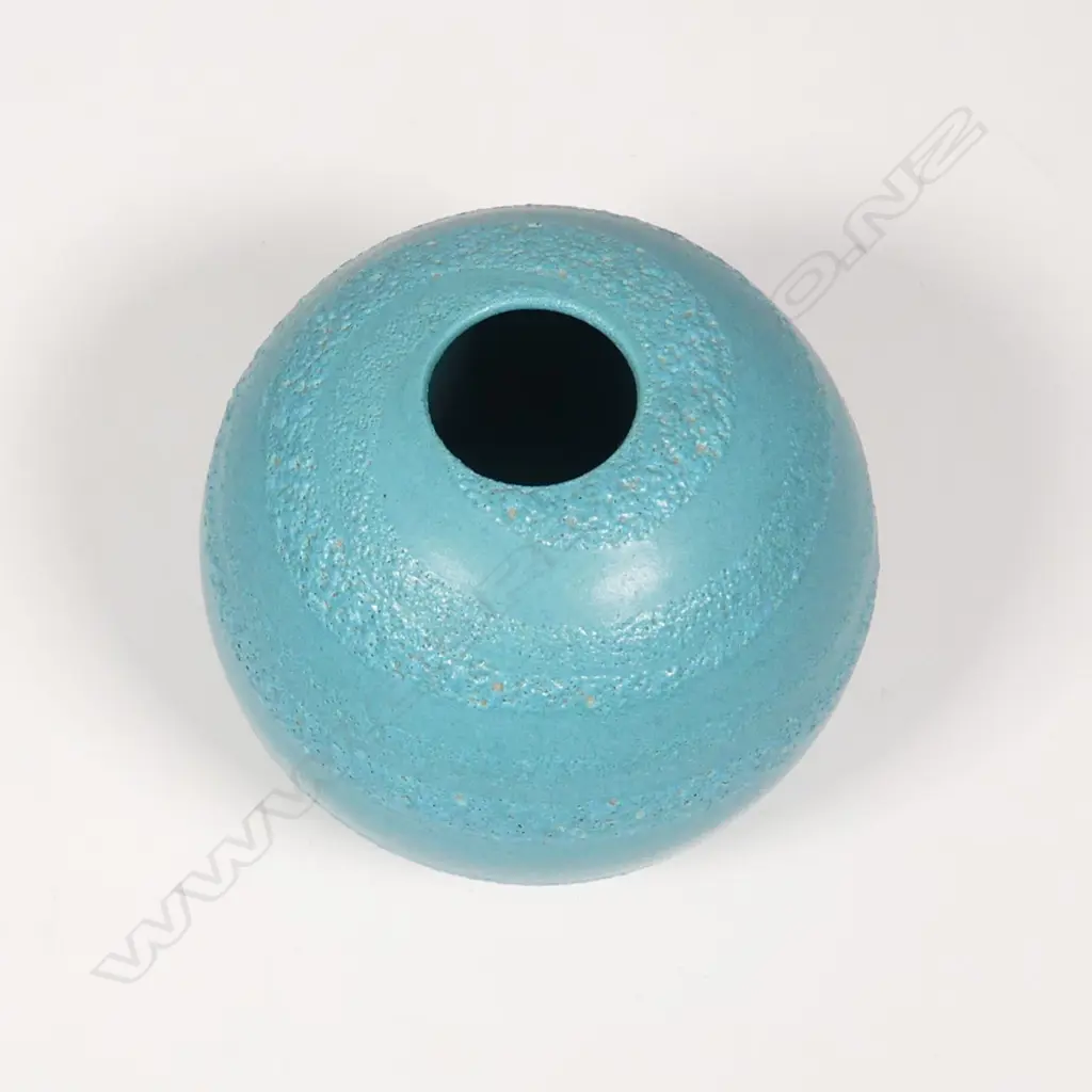 John Parker turquoise blue orb vase, Image 1++