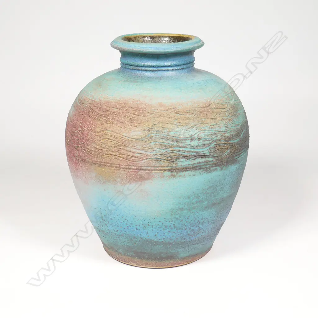 Graeme Storm stoneware vase, Image 1++
