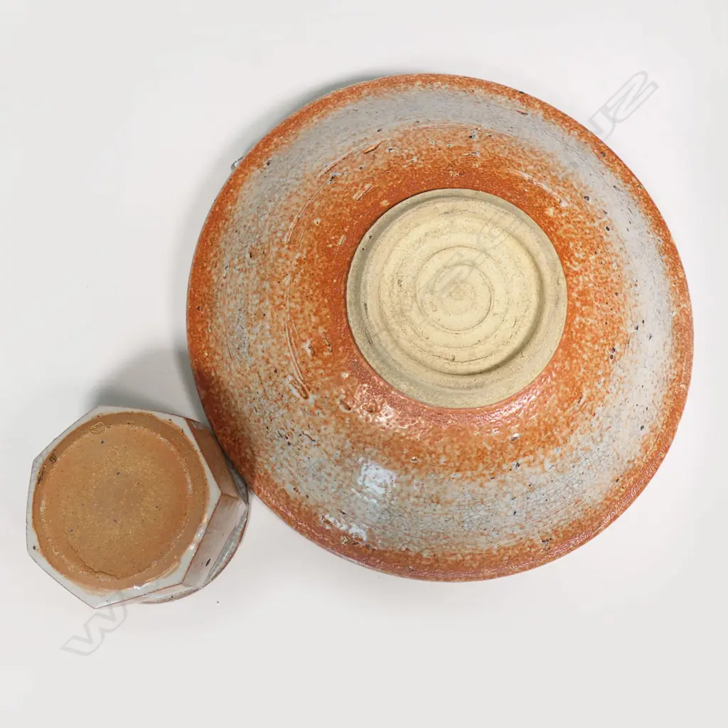 Two pieces Campbell Hegan shino glazed stoneware, Image 1++