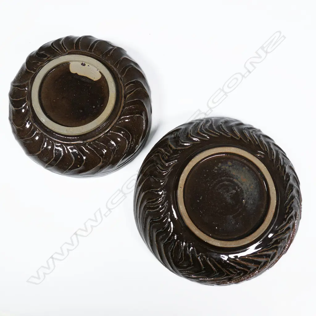 A two of Marilyn Wheeler stoneware bowls, Image 1++