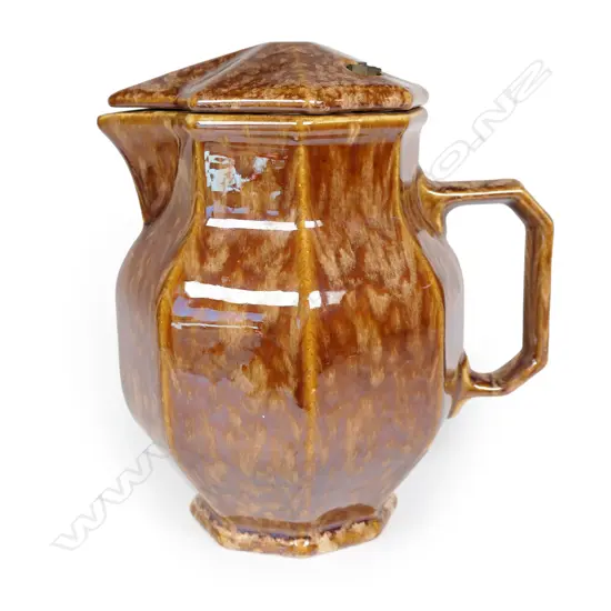 A Temuka Ware mottled glaze pottery electric jug,