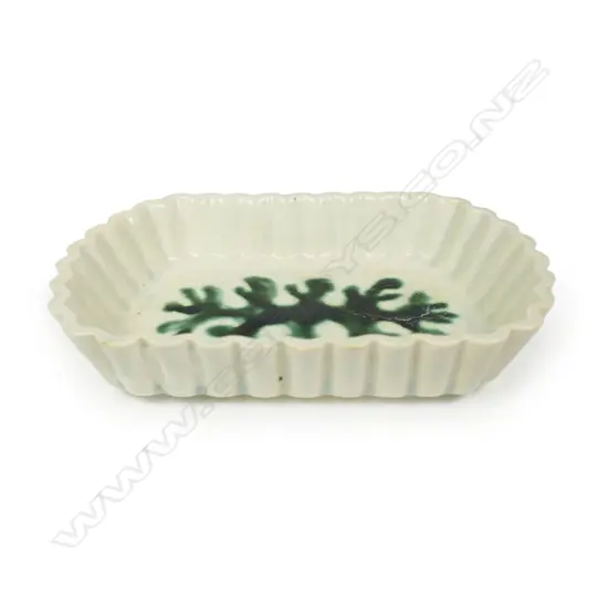 Frank Carpay for Crown Lynn dish,