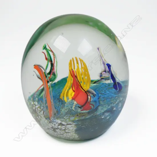 Peter Viesnek dichroic glass paper weight,