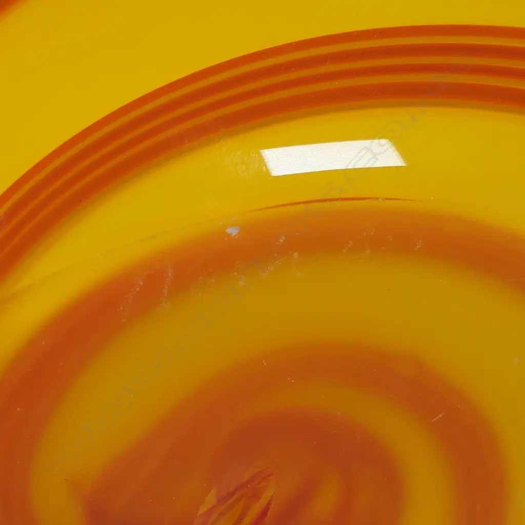 Garry Nash flat ovoid yellow and red glass vase, Image 1++