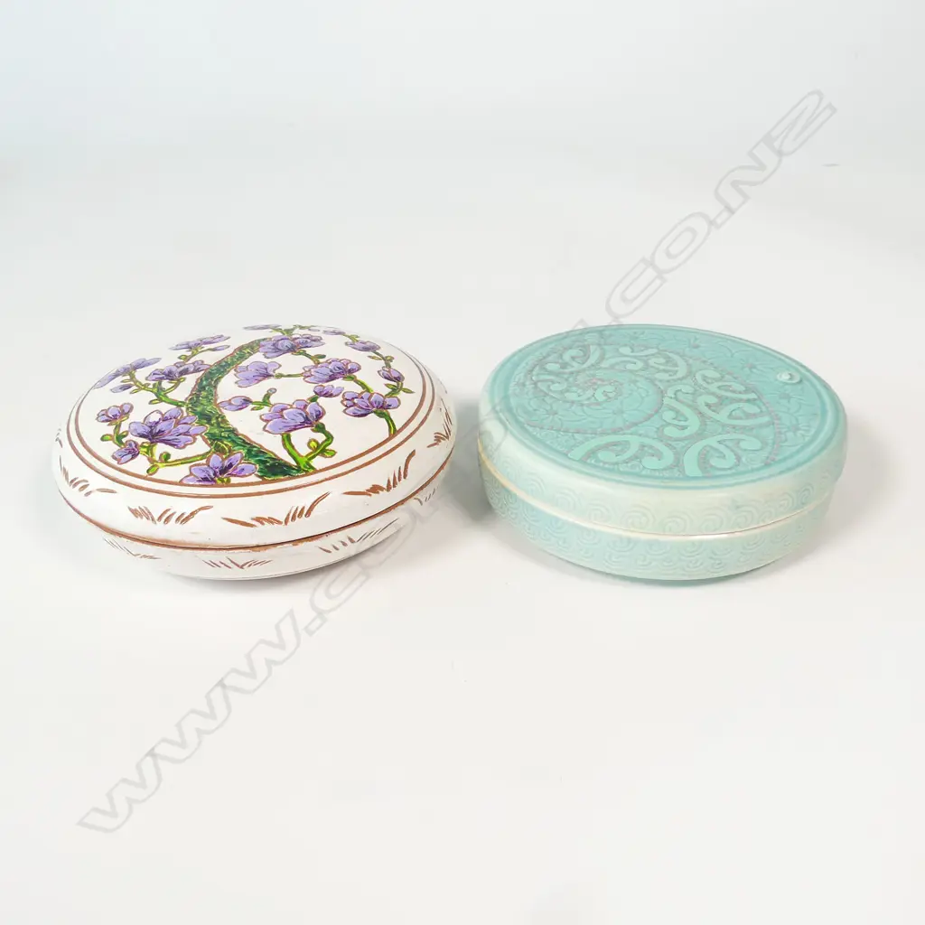 Keum Sun Lee/Sang Sool Shim two trinket boxes, Image 1++