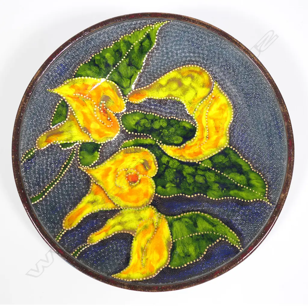 Keum Sun Lee/Sang Sool Shim shallow terracotta dish with central yellow lilies, Image 1++