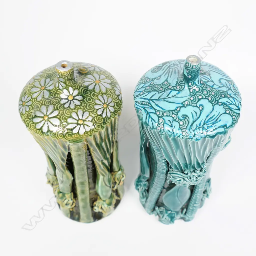 Keum Sun Lee/Sang Sool Shim two nikau bottle forms, Image 1++