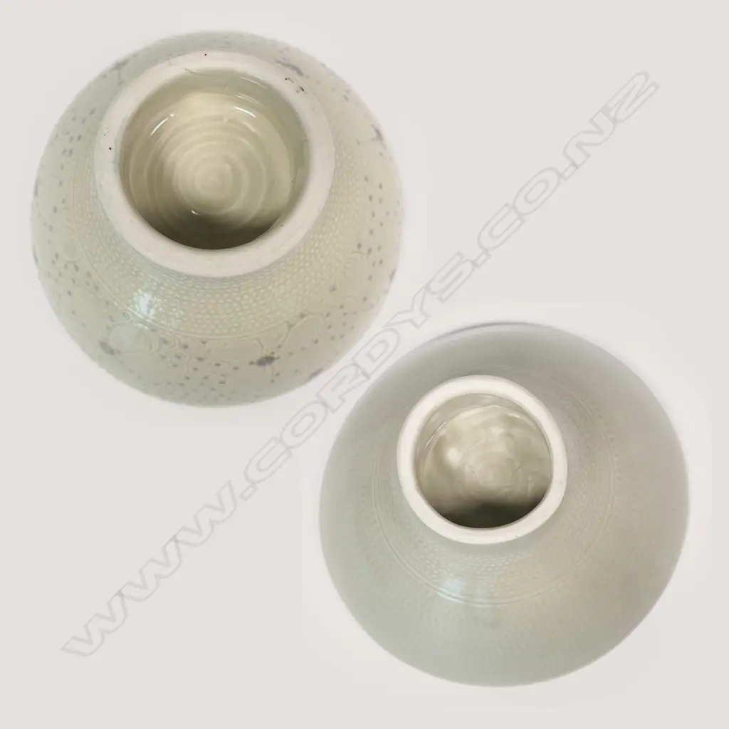 Two Keum Sun Lee/Sang Sool Shim footed bowls, Image 1++