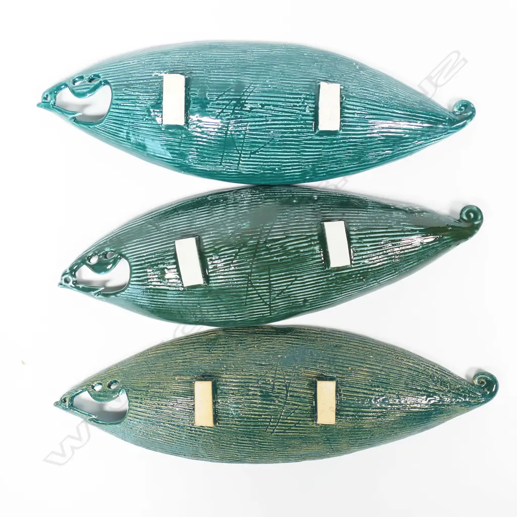 Keum Sun Lee/Sang Sool Shim three canoe shaped dishes, Image 1++
