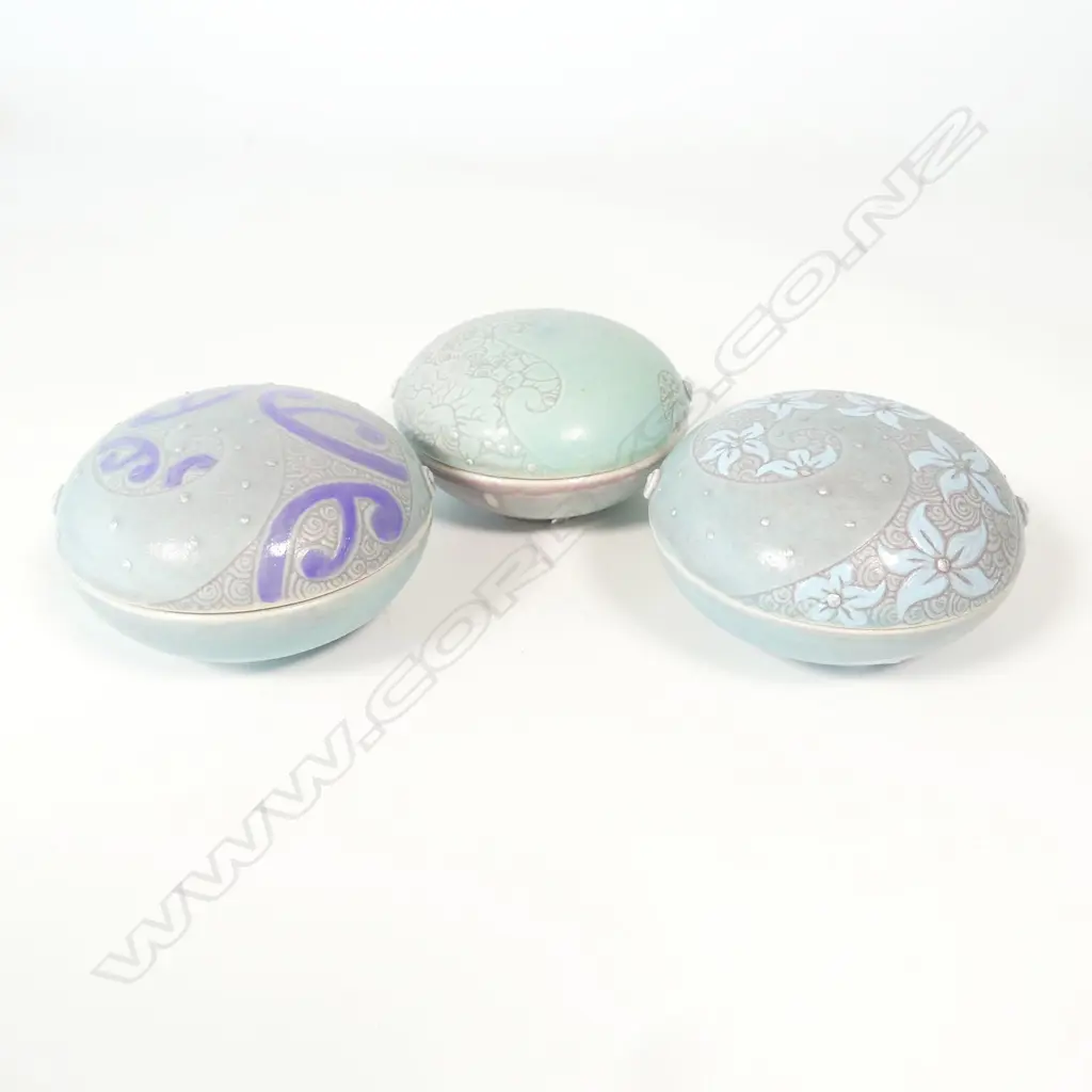 Keum Sun Lee/Sang Sool Shim three trinket boxes, Image 1++