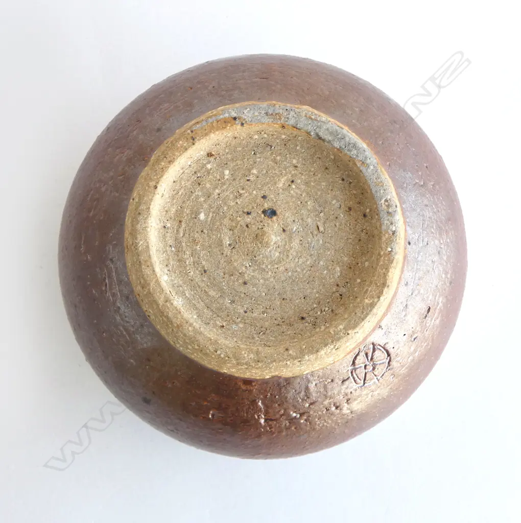 Barry Brickell (1935-2016) small footed bowl with matte brown exterior and glazed interior. Impressed mark lower side. H.85mm Image 1++