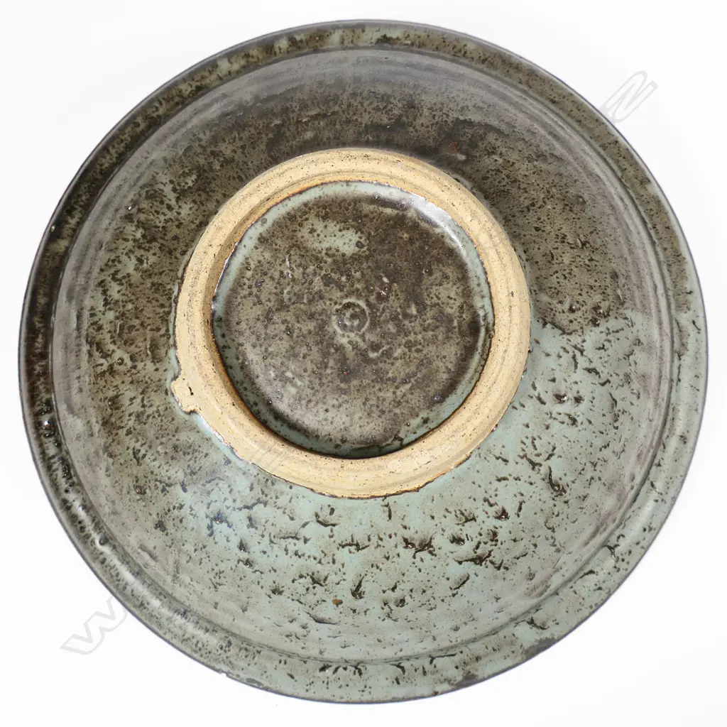 (25430) Len Castle Lg Footed Pottery Bowl. Impressed potter's mark c.1970. Dia. 420mm Image 1++