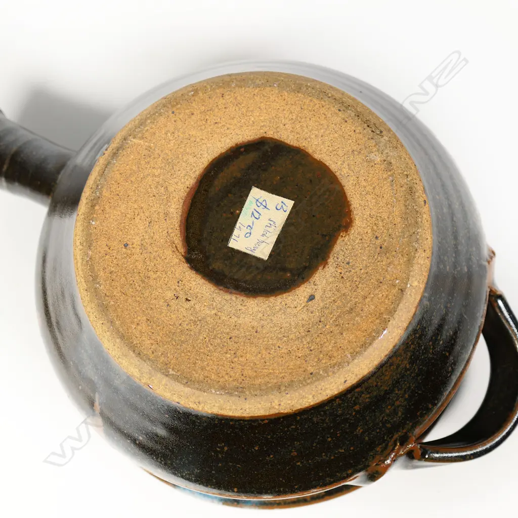 *RTV* Peter Stichbury Lidded Casserole. Tenmoko gaze. Potter's mark lower side. Dated 1971. H.150 DIA.200mm damaged rim Image 1++