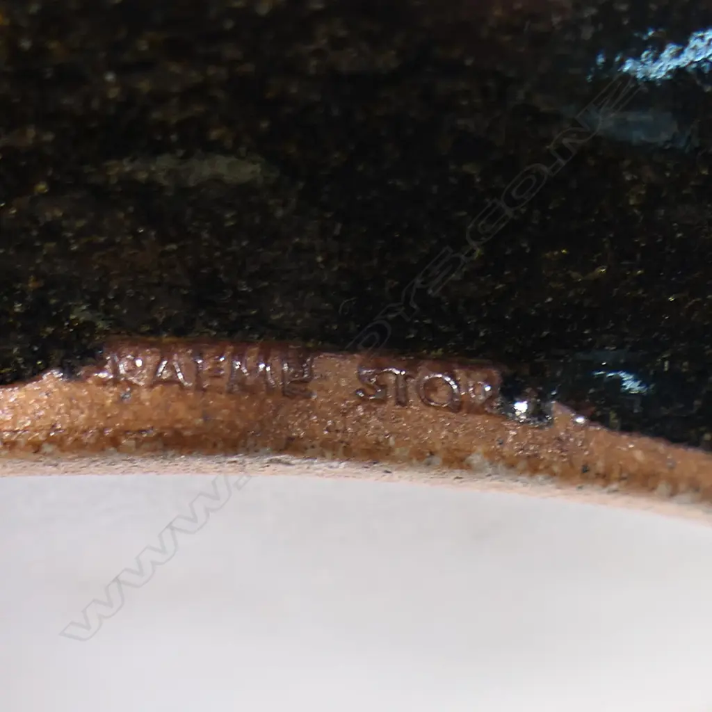 Graeme Storm tenmoko glazed small dish with a pale chun and copper center and raised sides. Potter's mark to foot. Dia.140mm Image 1++