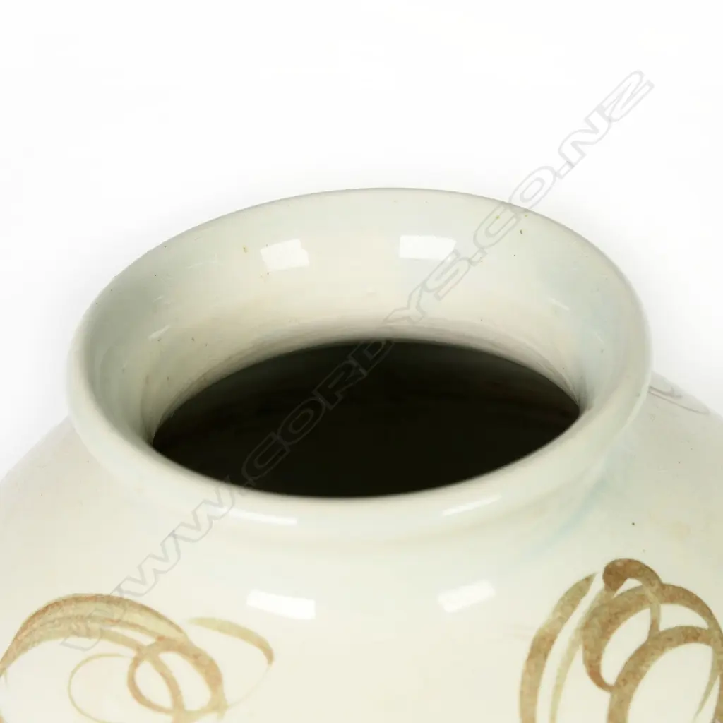 Frank Carpay for Crown Lynn HANDWERK vase - ovoid shape with gold swirls on a cream ground. Tiki mark and HANDWERK to base. Star crack to base. H.200 x 170mm. Image 1++