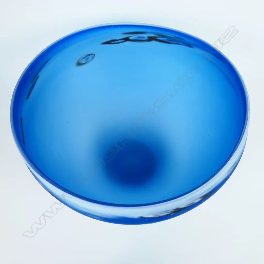 Lynette Campbell (-2005) large blue footed glass bowl. Matte blue finish with millefiori detail and white band around the rim. Signed and dated '96 to base. H.180mm Dia.240mm Image 1++