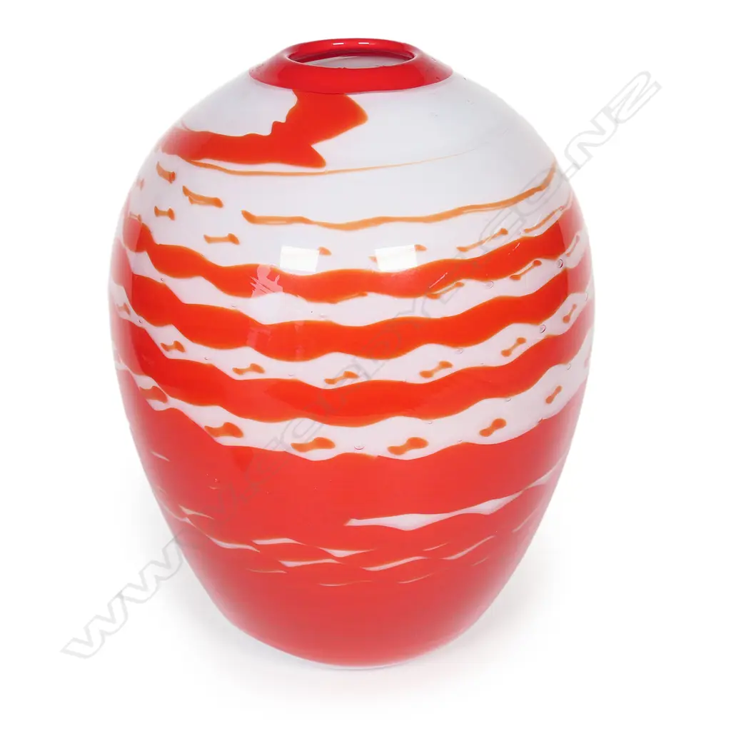 Garry Nash (ONZM) red and white art glass vase with graduated wavy red bands on white ground. Engraved signature and date '89. H.195mm. Image 1++