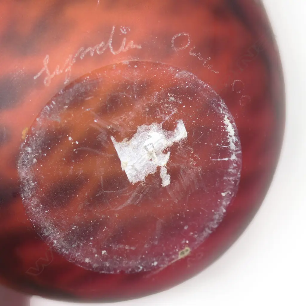 Lynden Over 'Volcanic Series' glass vase with internal diamond repeating motif and external abstract lines. Signed '06. Dia.170mm H.175mm Image 1++