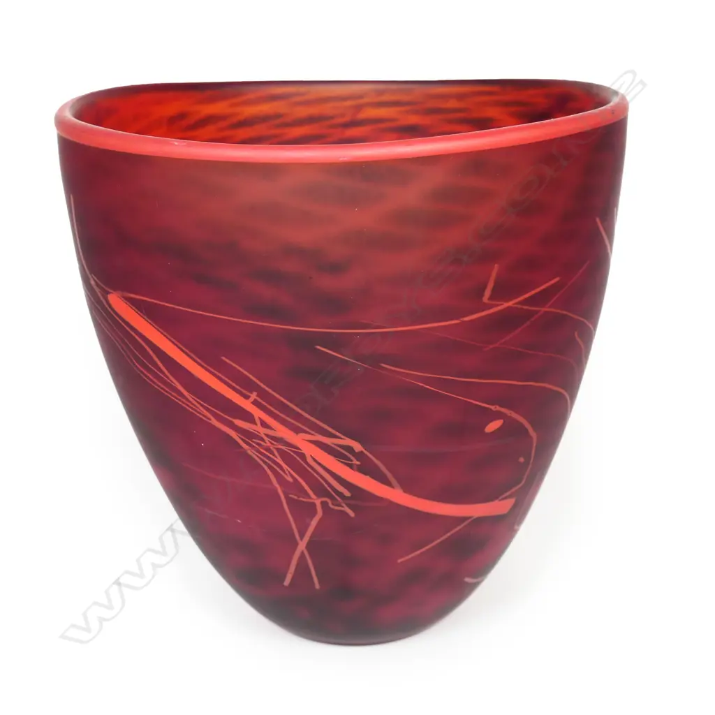 Lynden Over 'Volcanic Series' glass vase with internal diamond repeating motif and external abstract lines. Signed '06. Dia.170mm H.175mm Image 1++