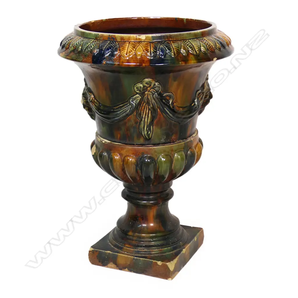 A rare N.Z. early colonial P. Hutson & Co. (Wellington) majolica campana urn, Image 1++