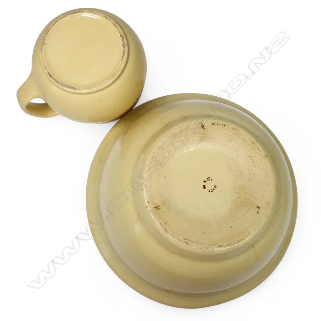 Large Ambrico (early Crown Lynn) pale tan glazed mixing bowl dia.250mm pre-1948 stamp and a Crown Lynn jug, Image 1++