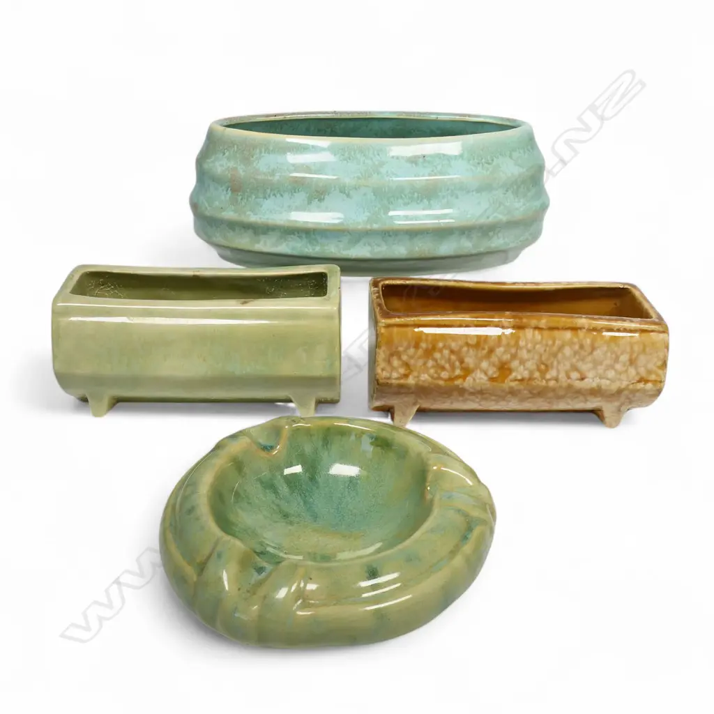 Three trough vases with ash tray by Crown Lynn Ambrico Image 1++