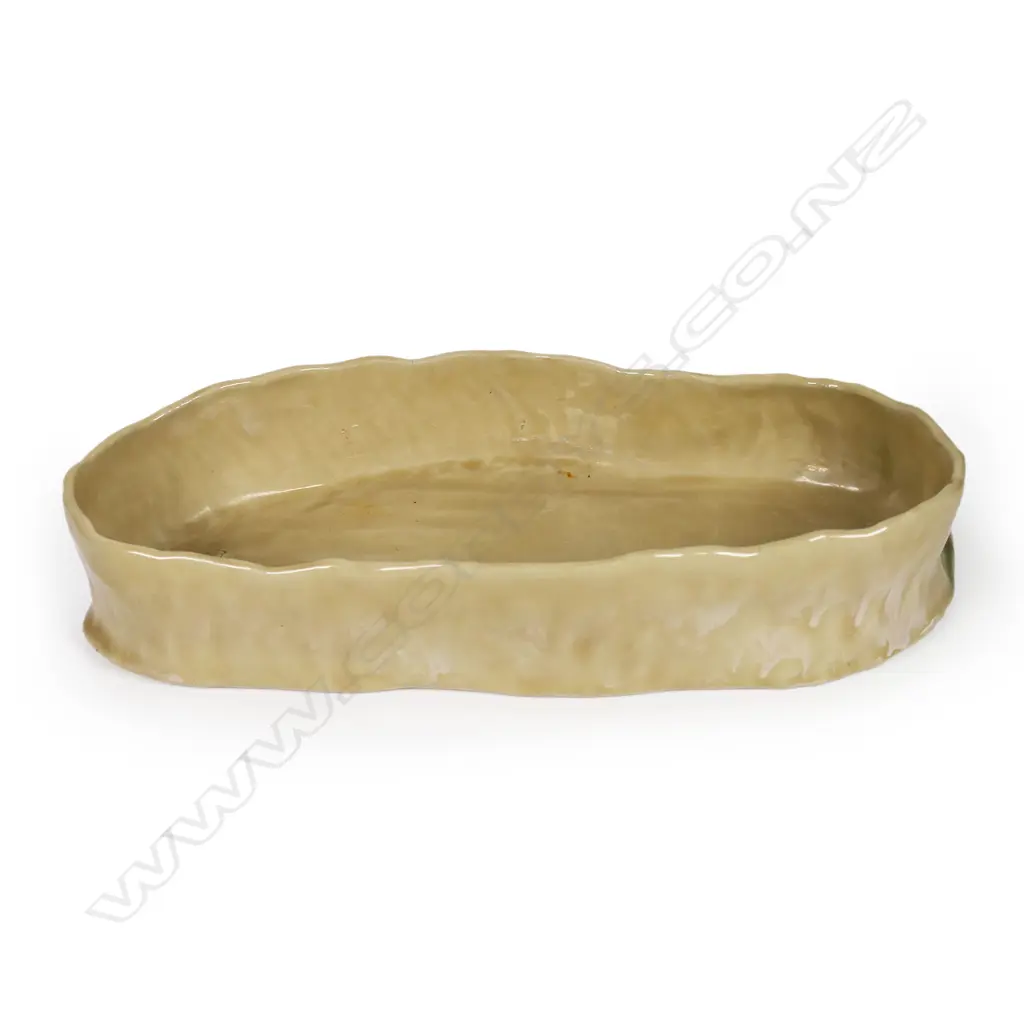 Mollé Goodsell large trough vase sculpted and glazed snail to the end. Incised signature. L.290mm Image 1++