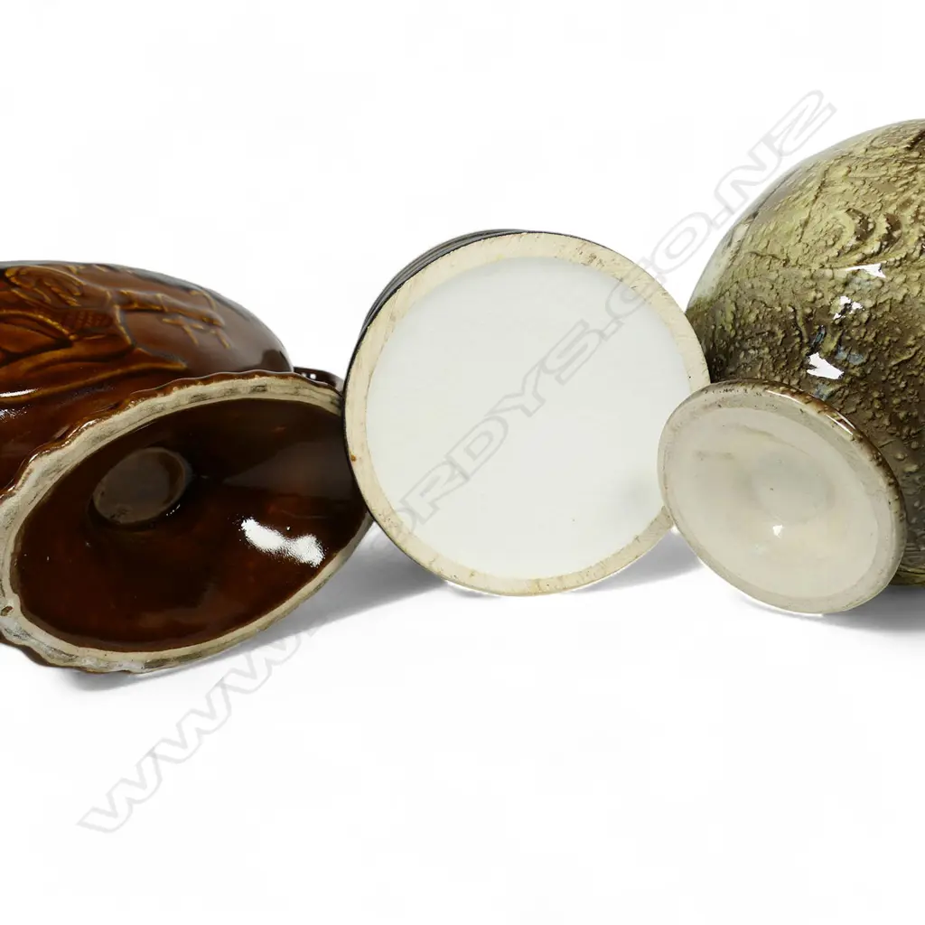 A Titian Egyptian ware ewer with two other N.Z. pieces, Image 1++