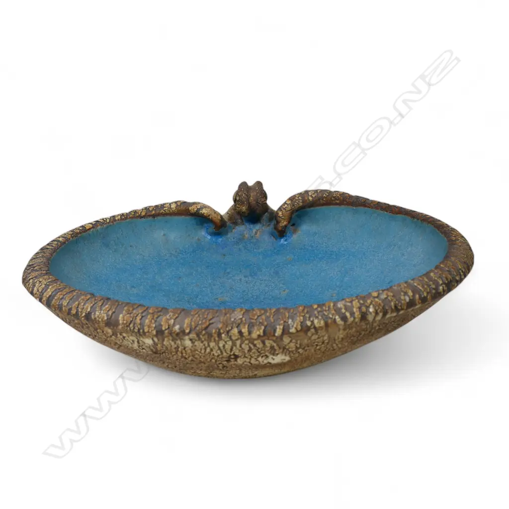 Len Castle (1924-2011) Pacific Series bowl, Image 1++