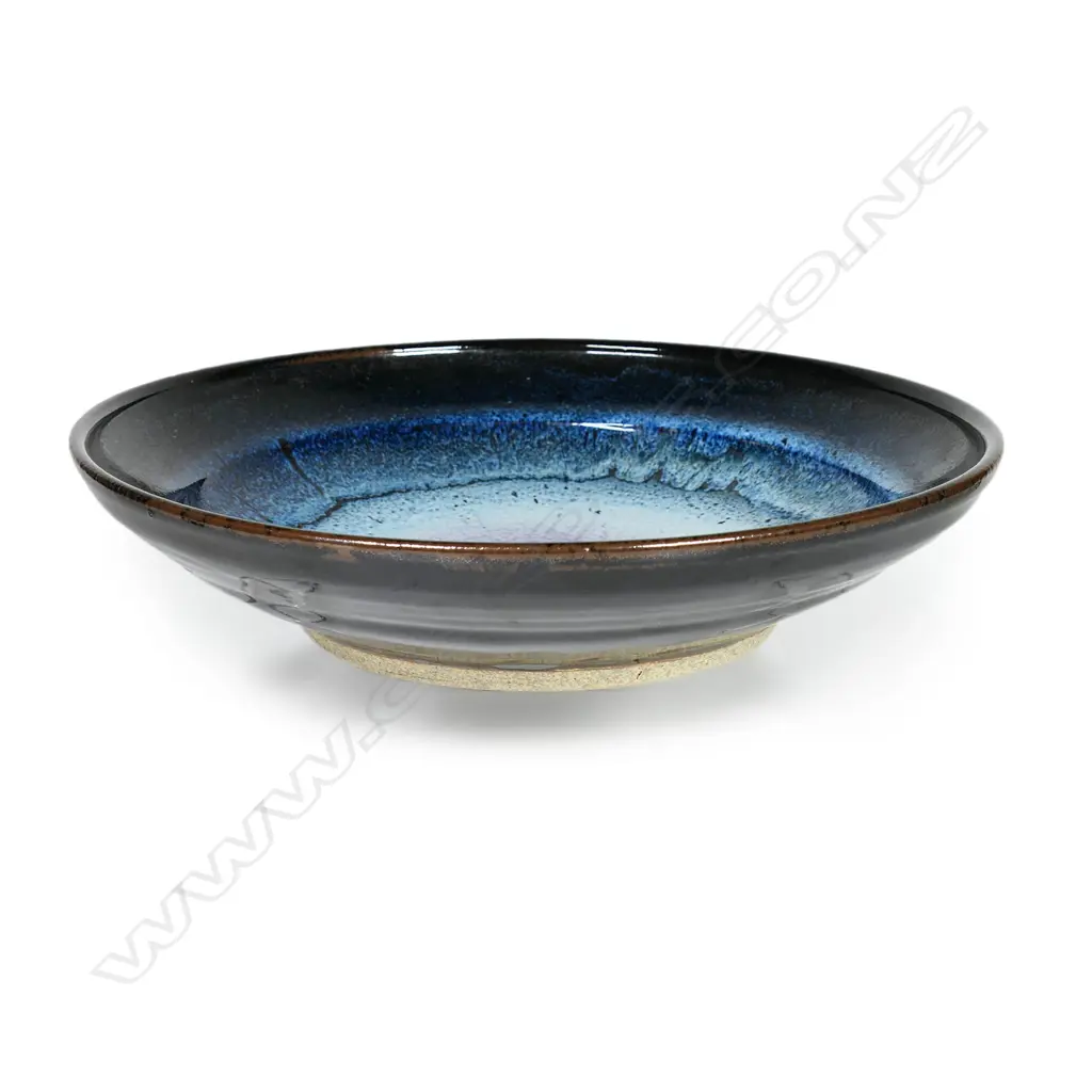 Len Castle (1924-2011) footed bowl, Image 1++